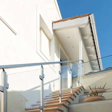 Апартаменты Marianna Suites