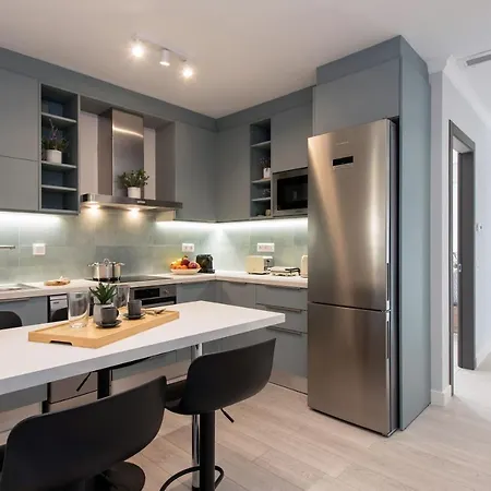 Marianna Suites
